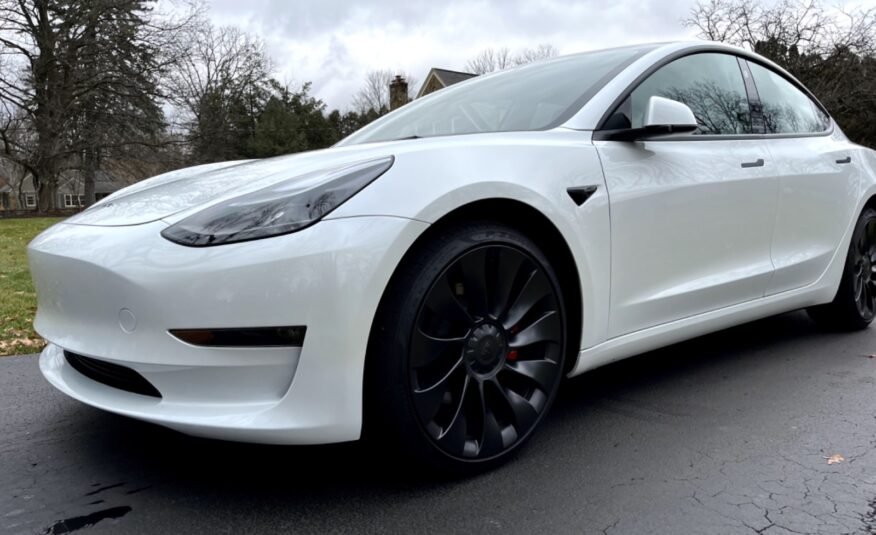 2023 Tesla Model 3 Performance